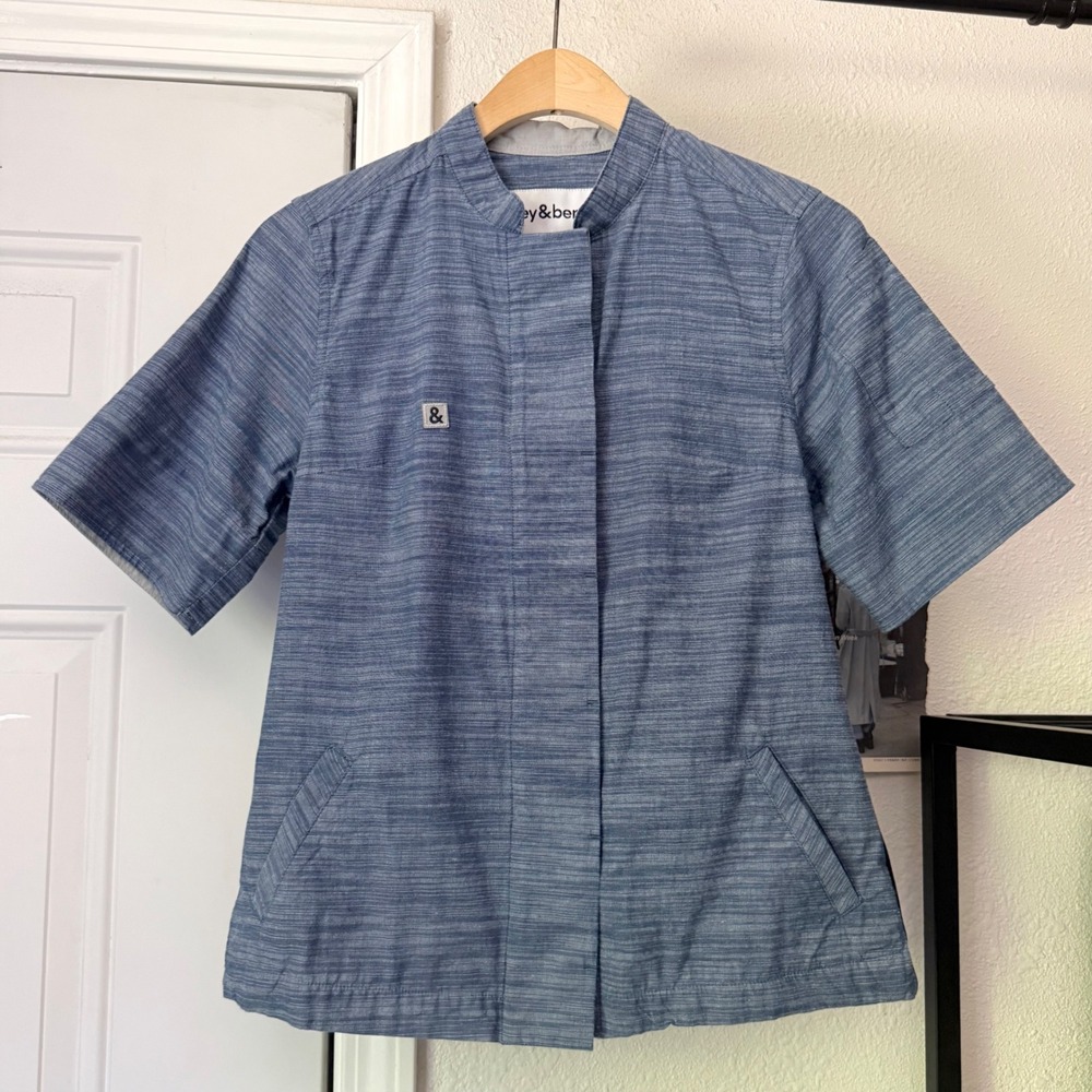 HEDLEY & BENNETT blue black snap button up cropped short sleeve shirt top
